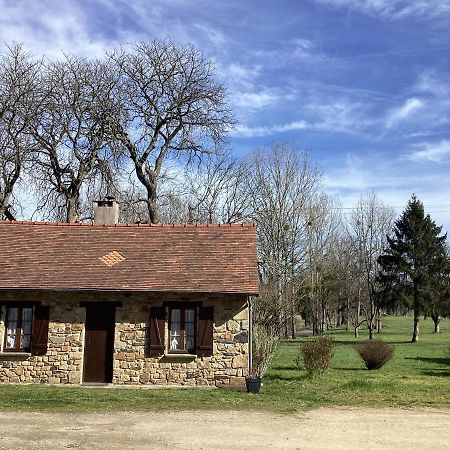 La Maisonnette Des Champs Pierre-Buffiere Екстер'єр фото